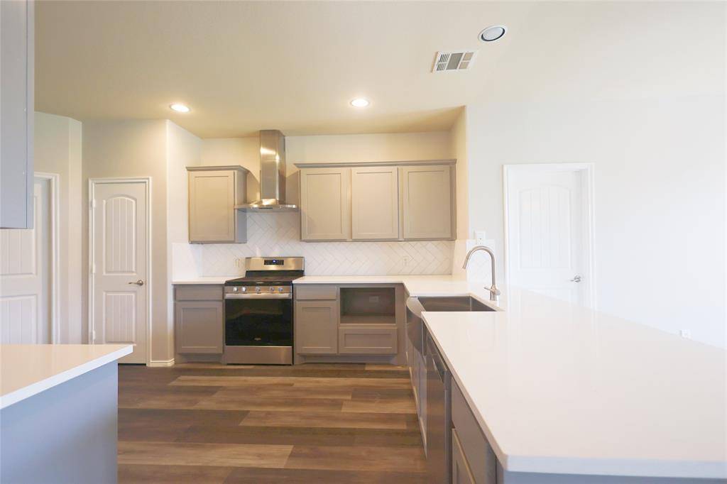 Mckinney, TX 75072,9717 Mulligan Drive