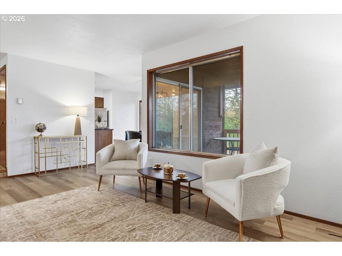 Portland, OR 97219,236 SW COLLINS ST