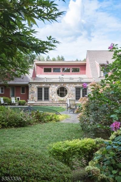 Bernardsville Boro, NJ 07924,303 Mendham Rd