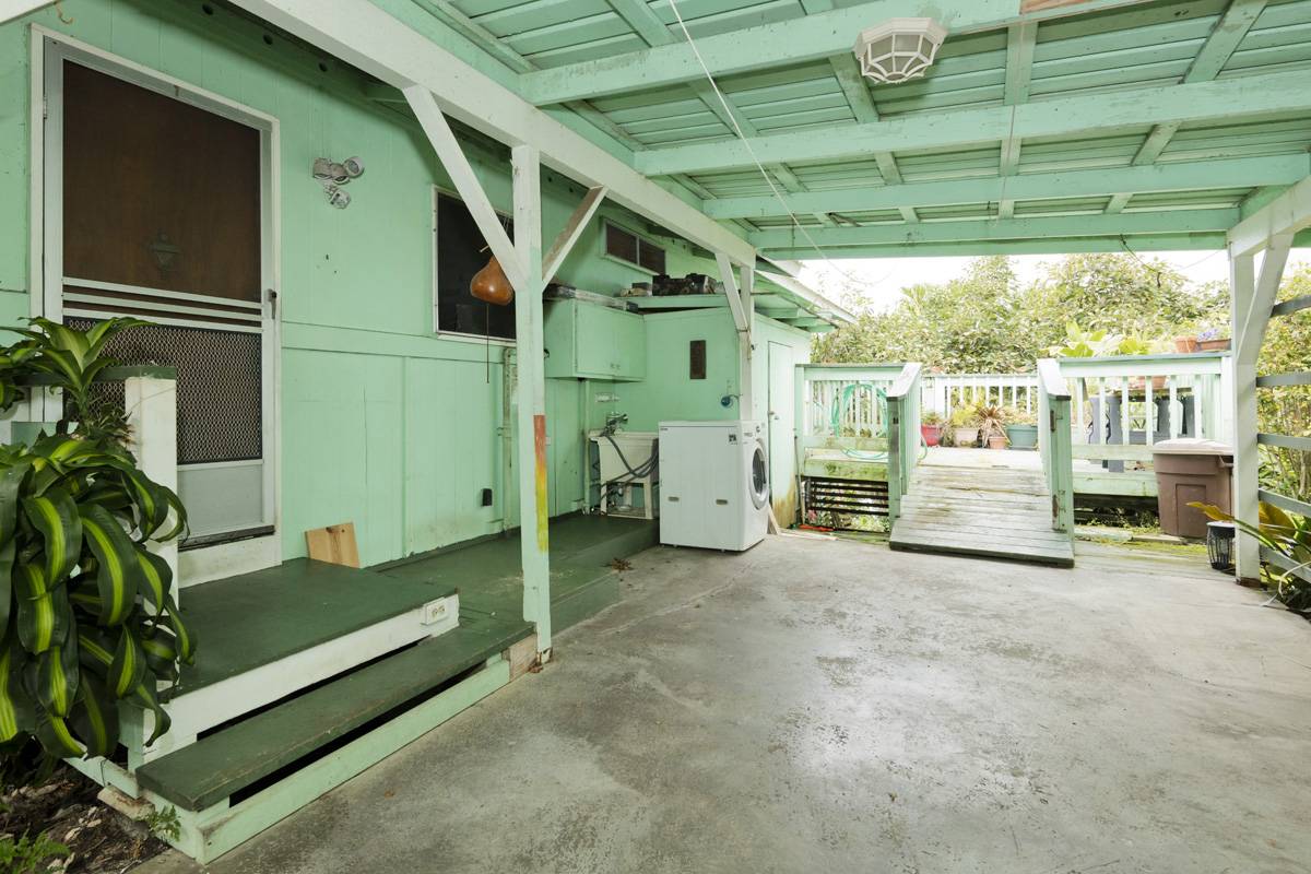 Kailua-kona, HI 96740,73-4216 KIEKIE ST