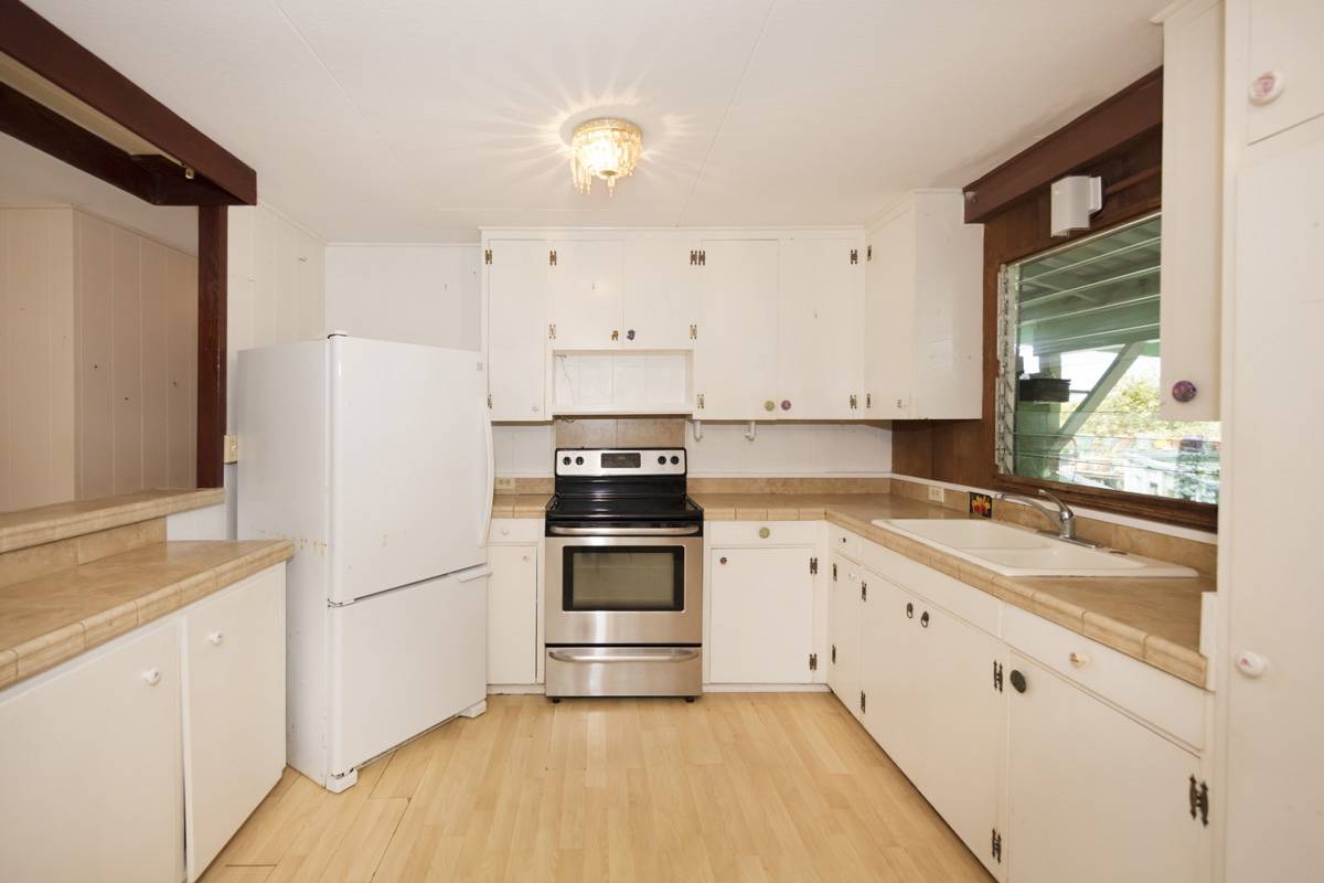 Kailua-kona, HI 96740,73-4216 KIEKIE ST