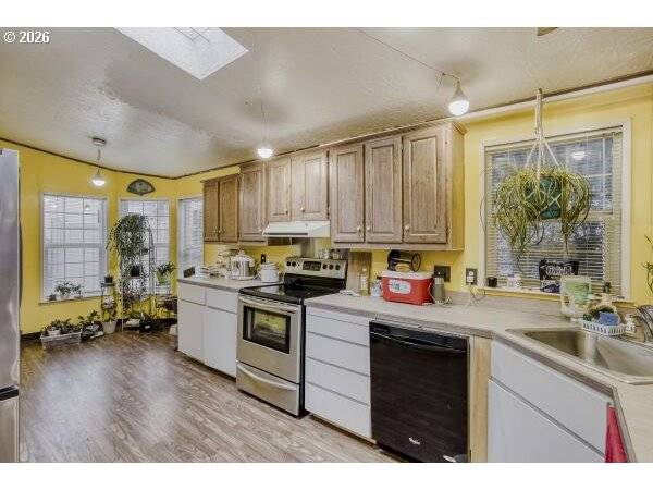 Portland, OR 97236,4239 SE 122ND AVE #14