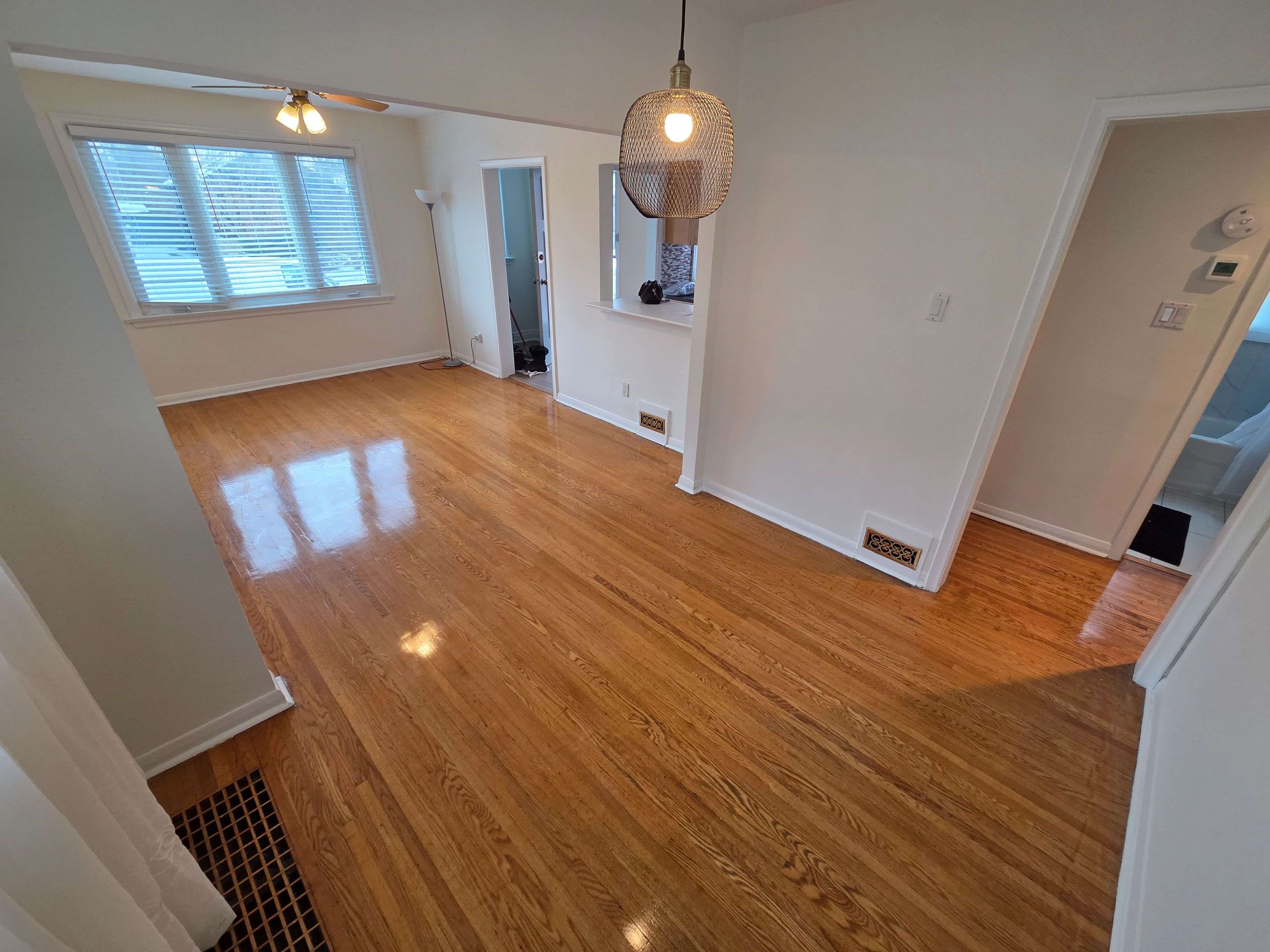 Toronto E03, ON M4B 2A1,38 Tiago AVE