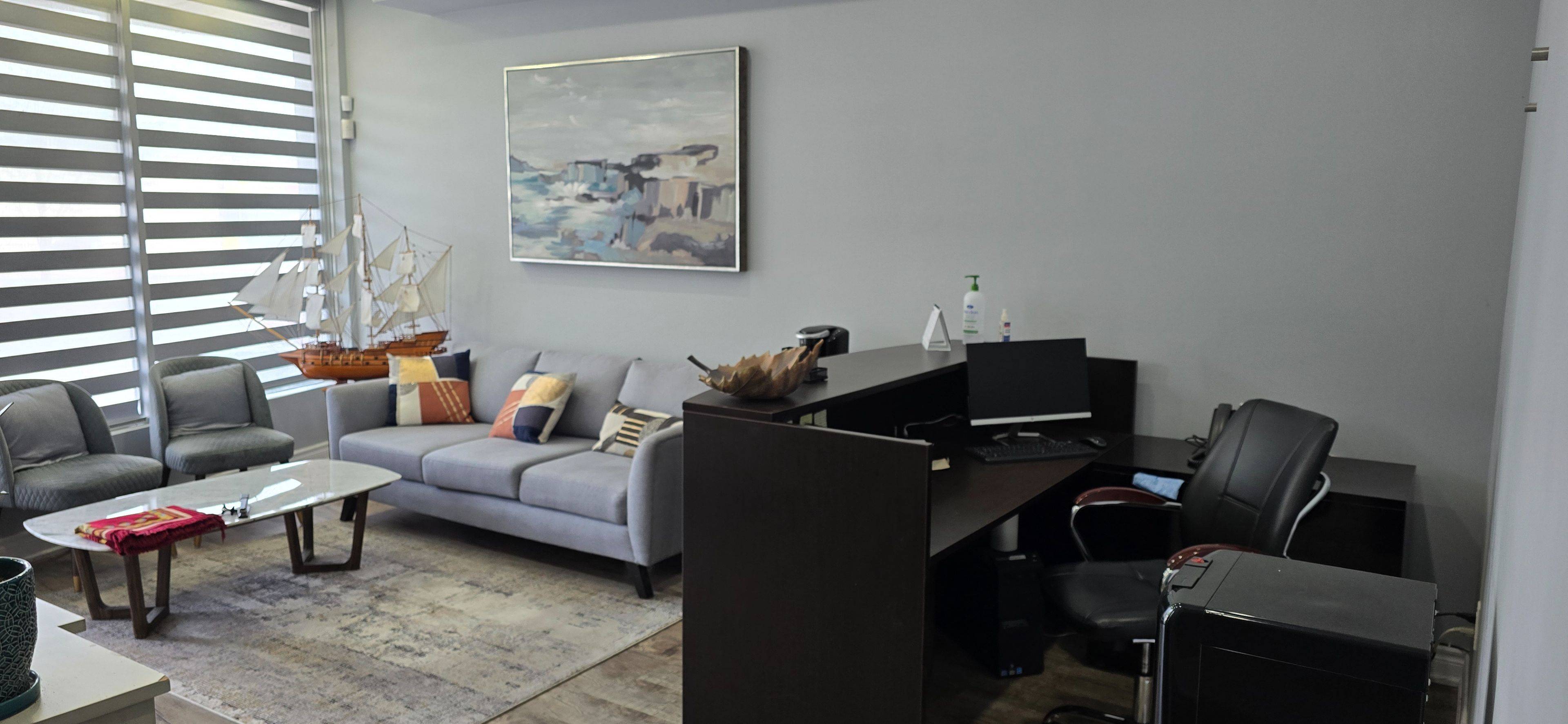 Toronto E06, ON M1N 1V2,2364 Kingston RD