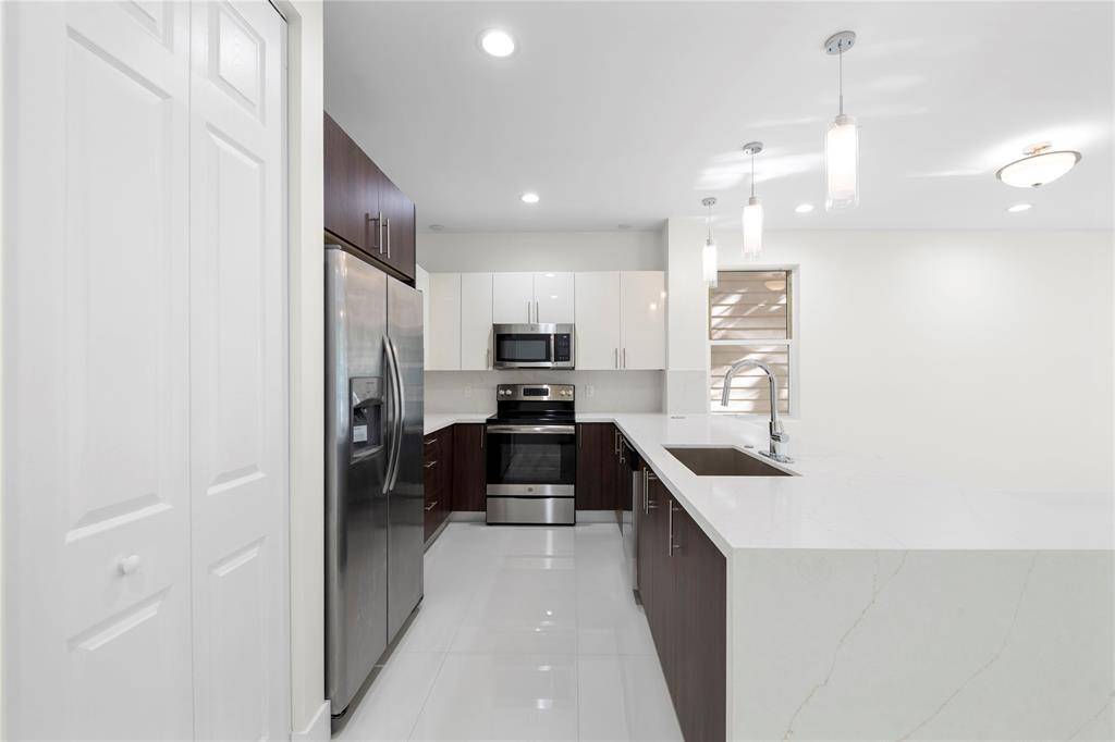 Fort Lauderdale, FL 33315,1432 SW 4th Ave #1432