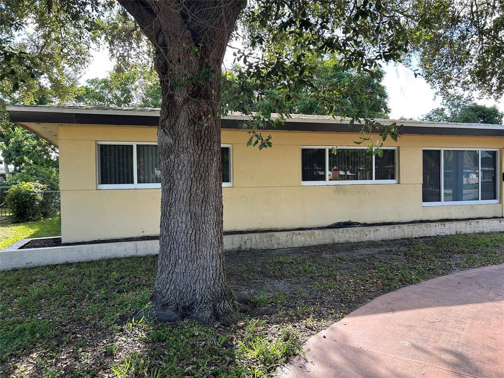 Fort Lauderdale, FL 33312,701 W Evanston Cir