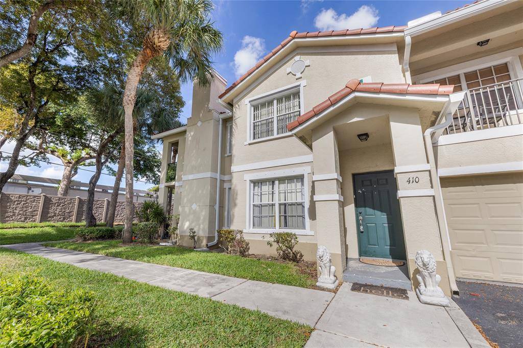 North Lauderdale, FL 33068,410 Belmont Ln #410