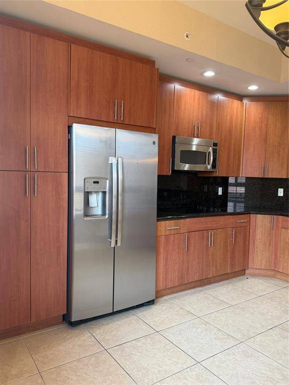 Weston, FL 33331,16135 Emerald Estates Dr #261