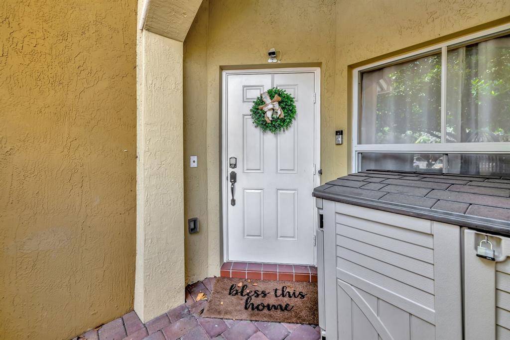 Tamarac, FL 33309,2851 W Prospect Rd #1209