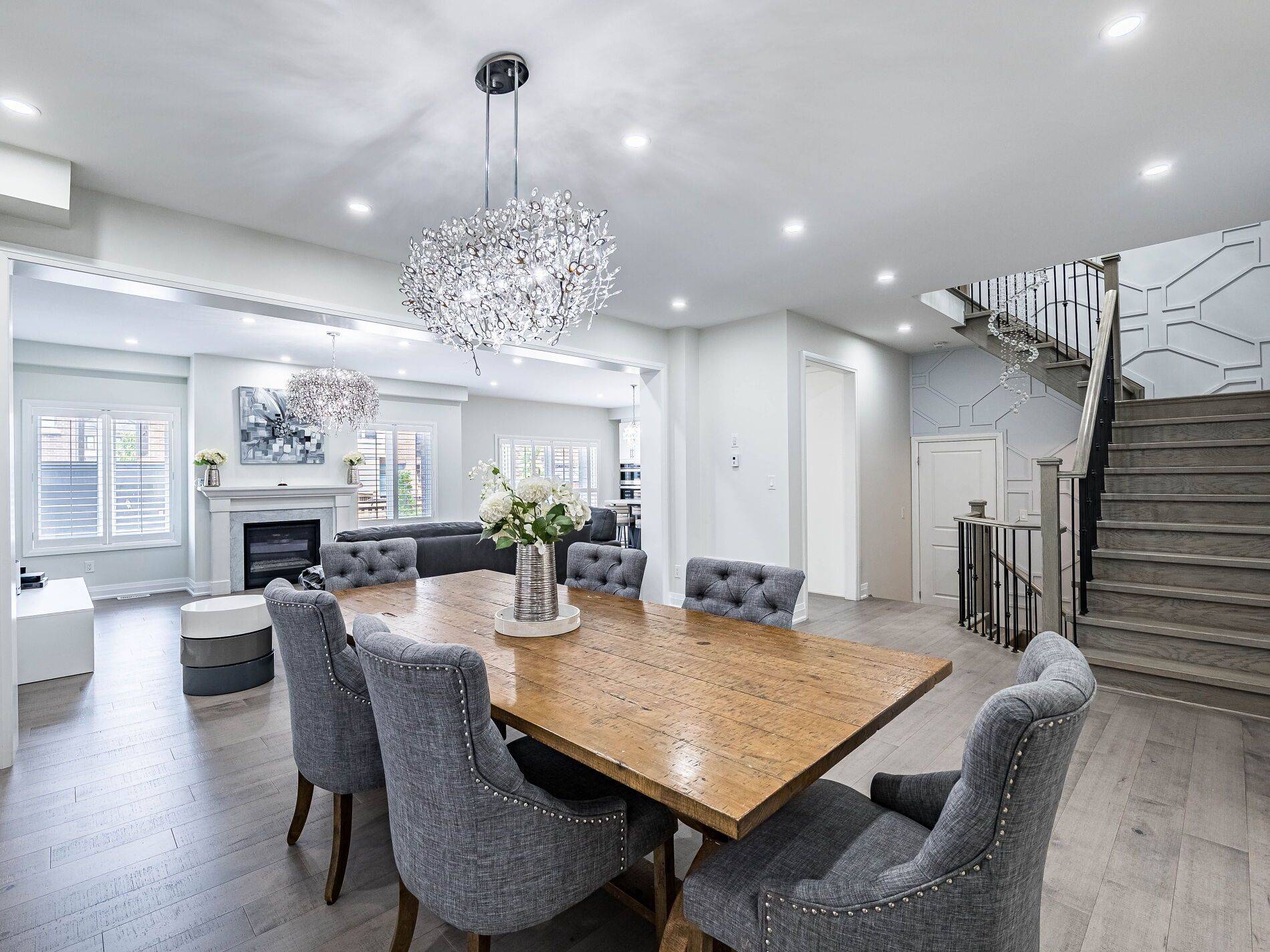 Brampton, ON L6Y 6H3,22 Rolling Rock WAY