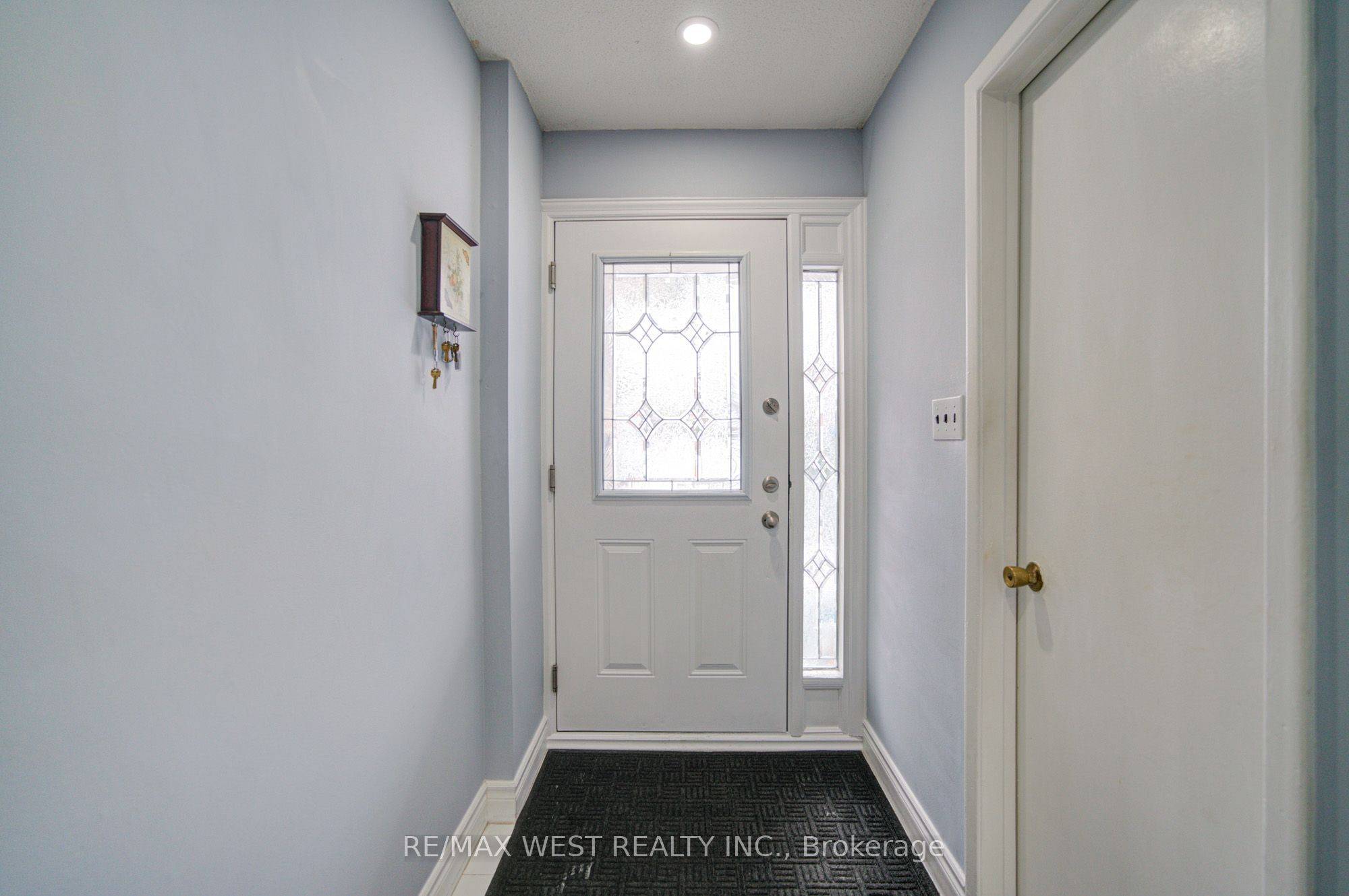 Mississauga, ON L4T 3M3,3525 Brandon Gate DR #71