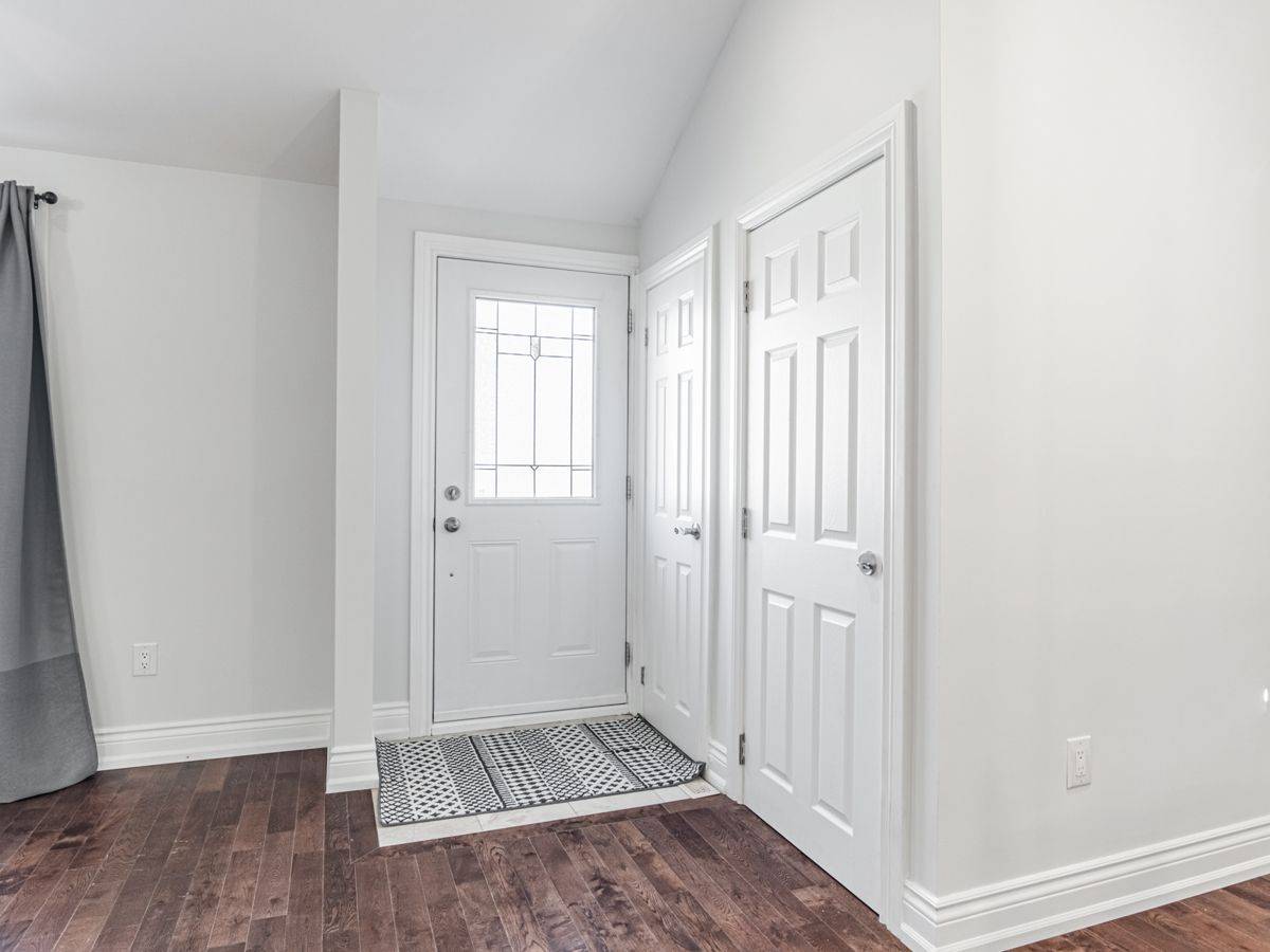 Toronto W02, ON M6S 2M7,29 Morland RD #Main