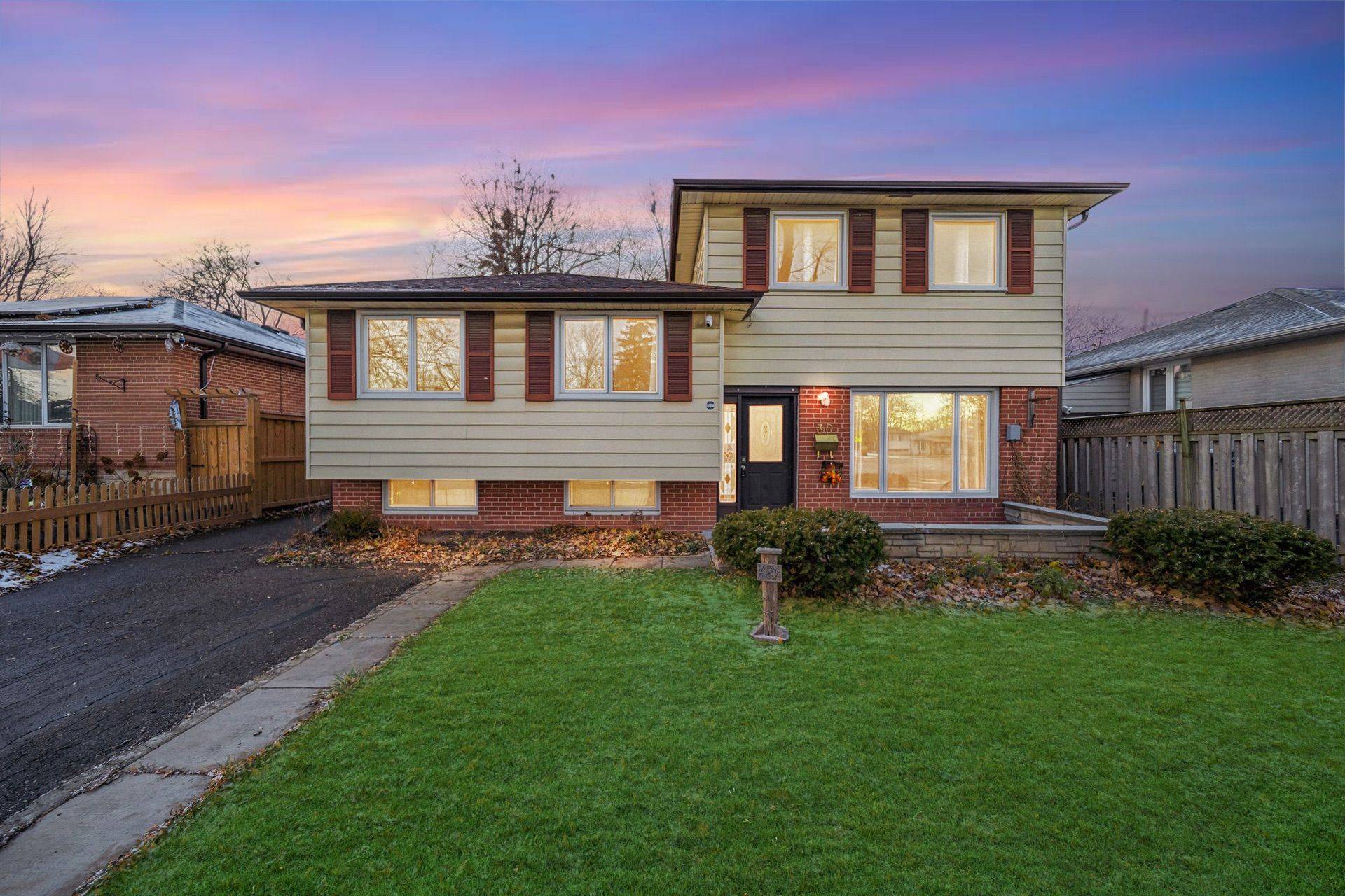 Brampton, ON L6X 2G4,30 Parkway AVE