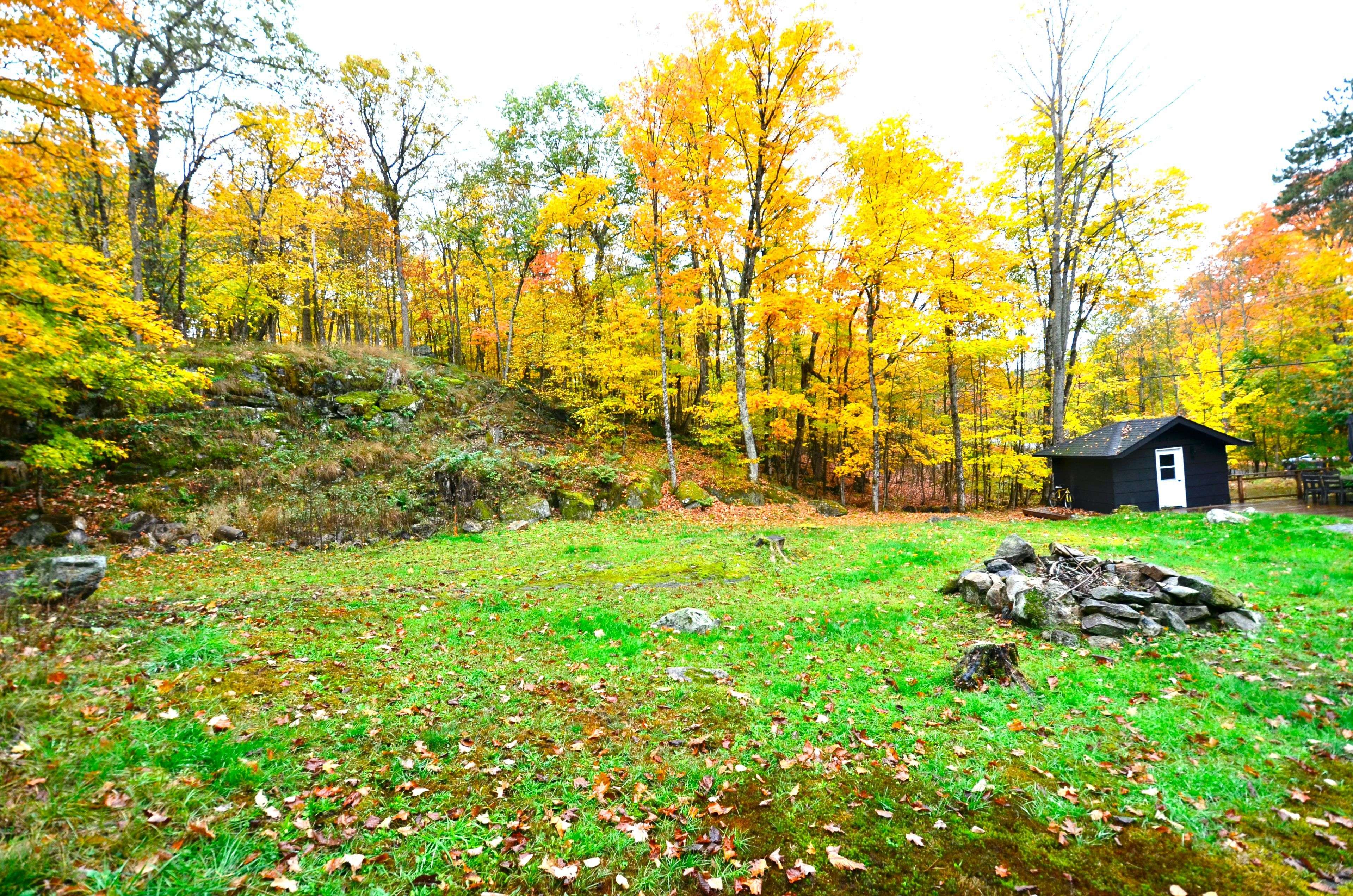 Muskoka Lakes, ON P0B 1J0,1279 Carlingford RD