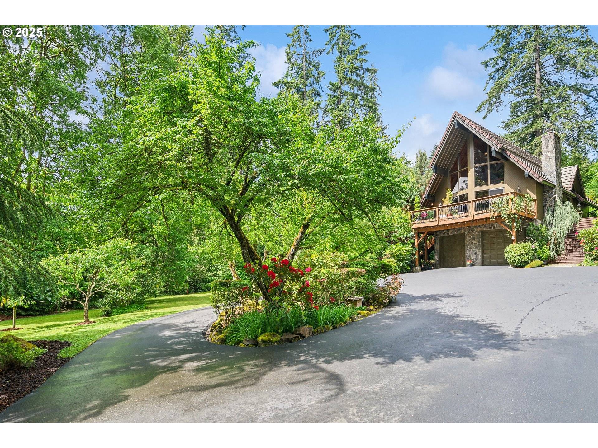 West Linn, OR 97068,30625 SW RIVERWOOD DR