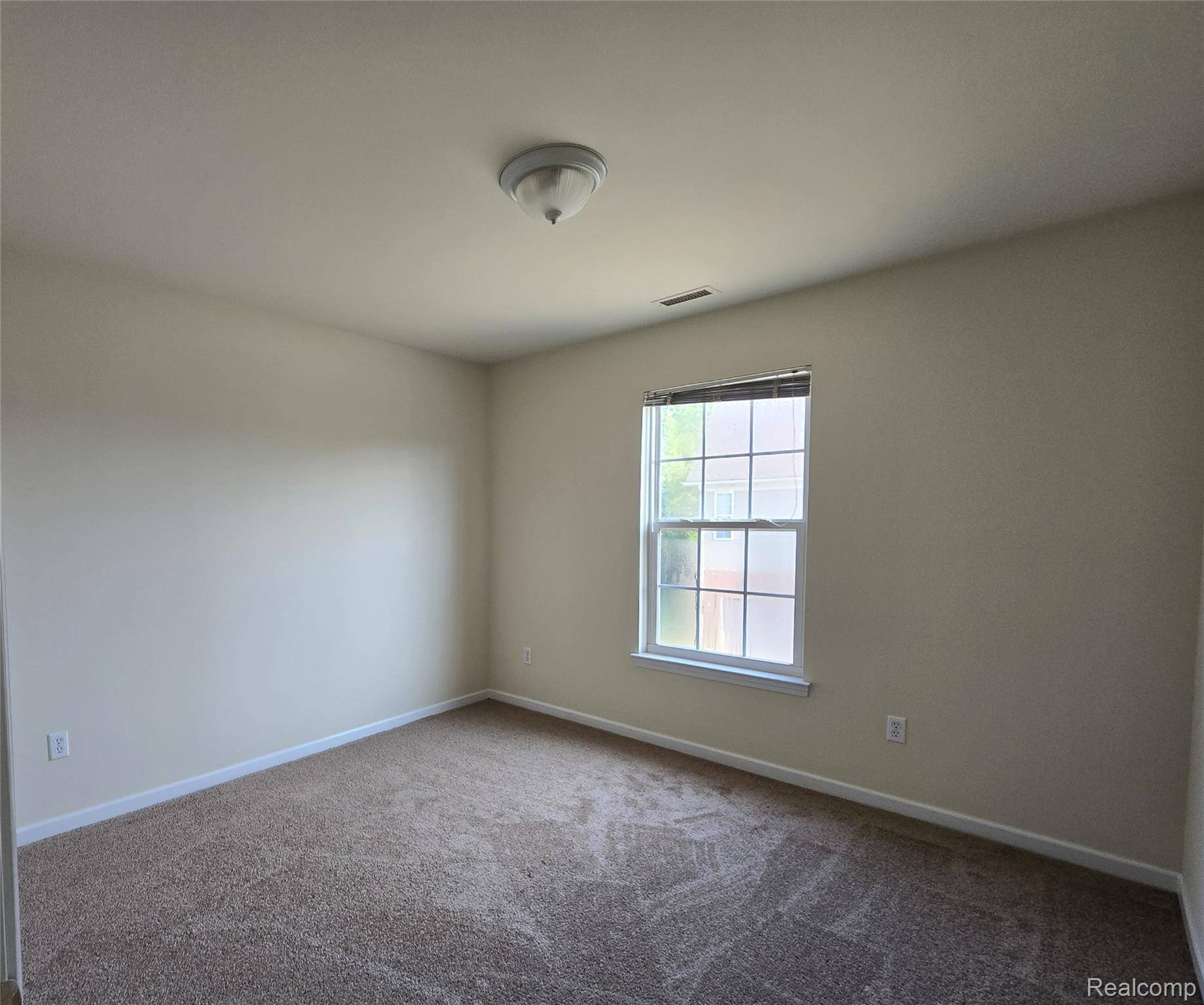 Brownstown, MI 48183,27601 Hidden Oaks DR