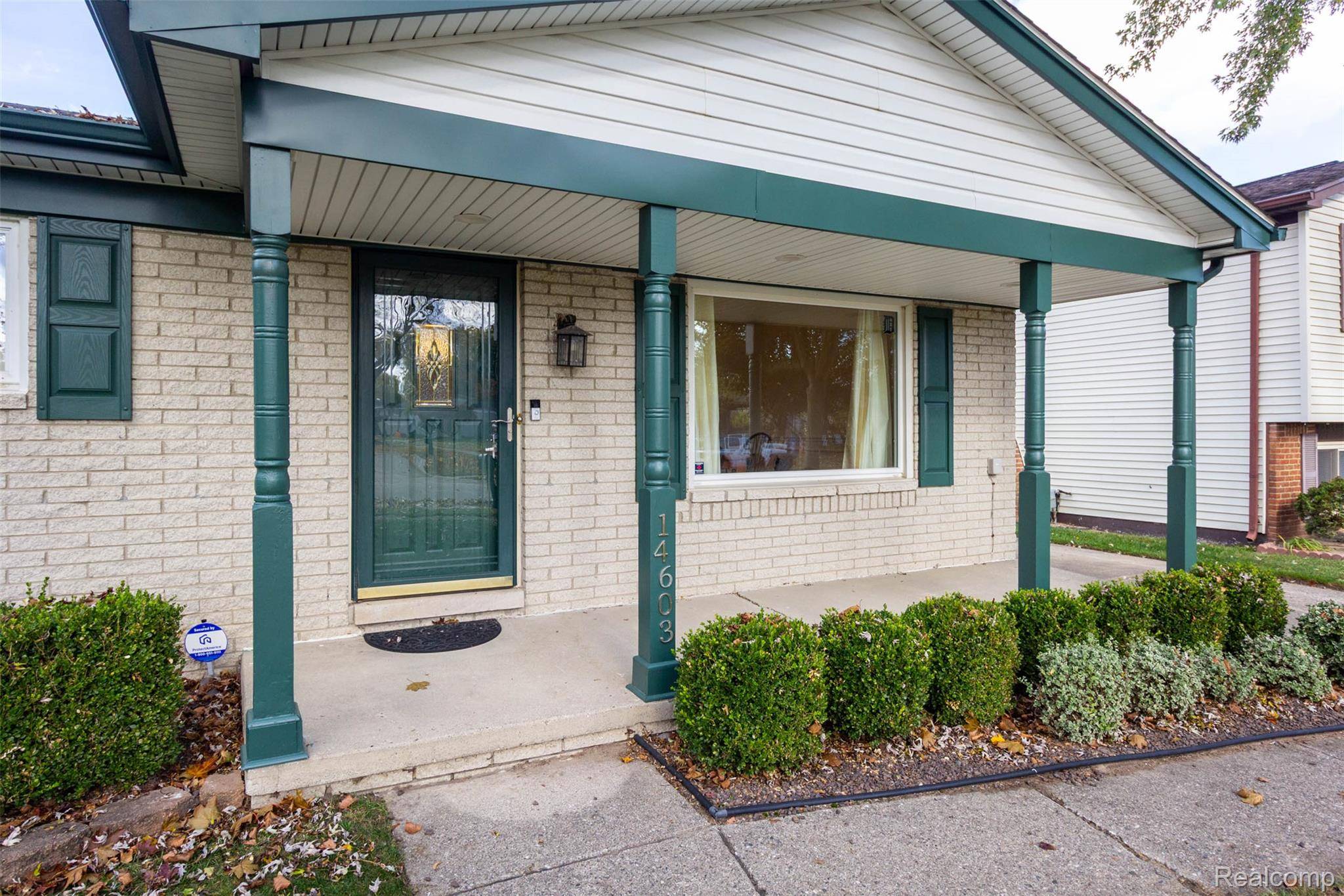 Sterling Heights, MI 48313,14603 Cornell DR