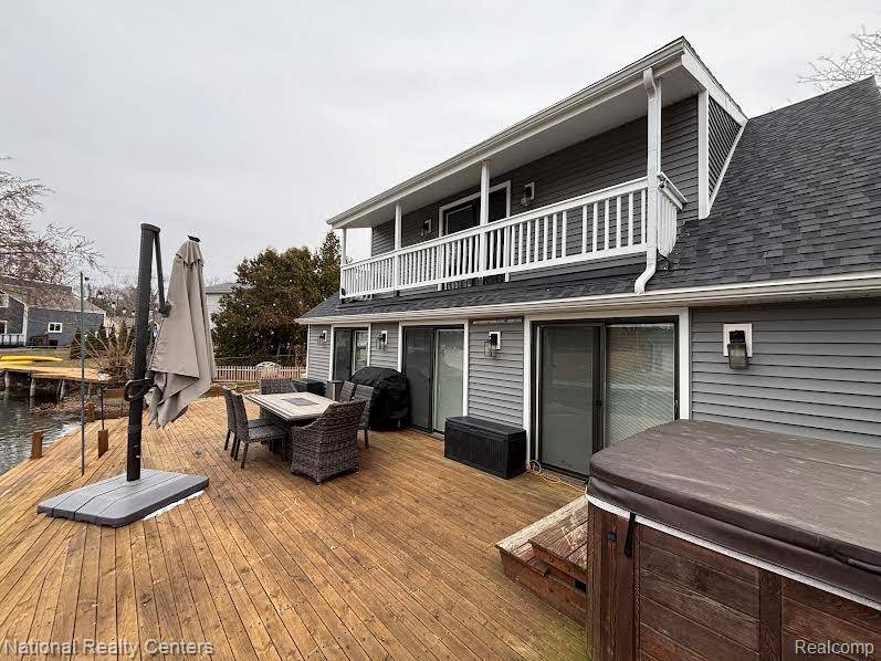 Waterford, MI 48328,1390 Bamford DR