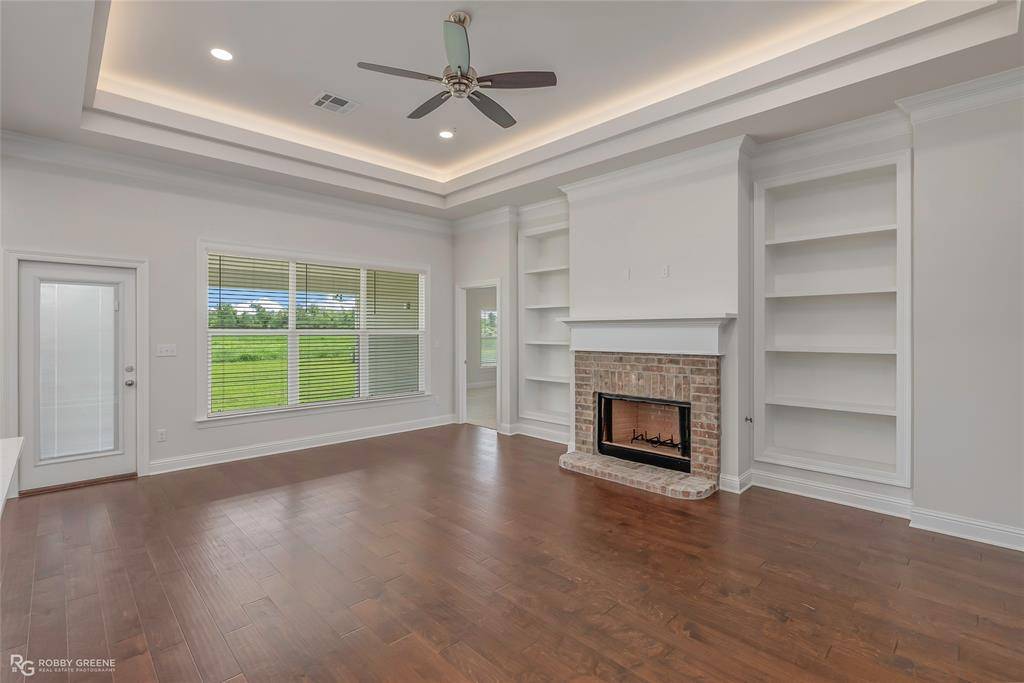 Bossier City, LA 71111,4149 Grassy Lake Drive