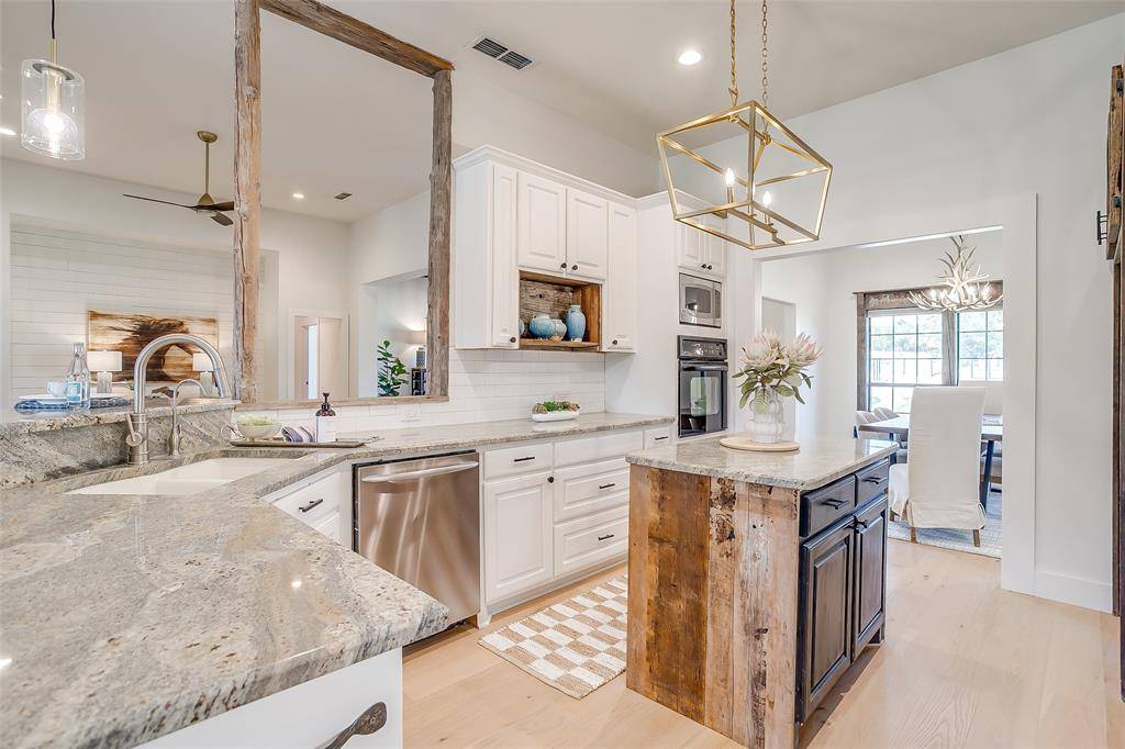 Weatherford, TX 76087,657 Silver Spur Drive