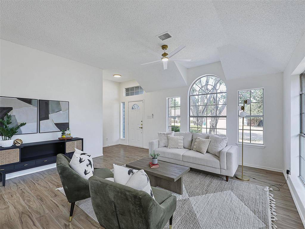 Cedar Hill, TX 75104,823 Shady Brook Lane