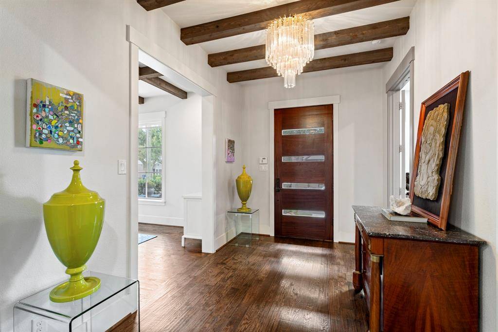 Dallas, TX 75214,7102 Coronado Avenue