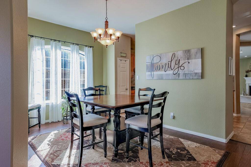 Mansfield, TX 76063,2713 Comanche Trail