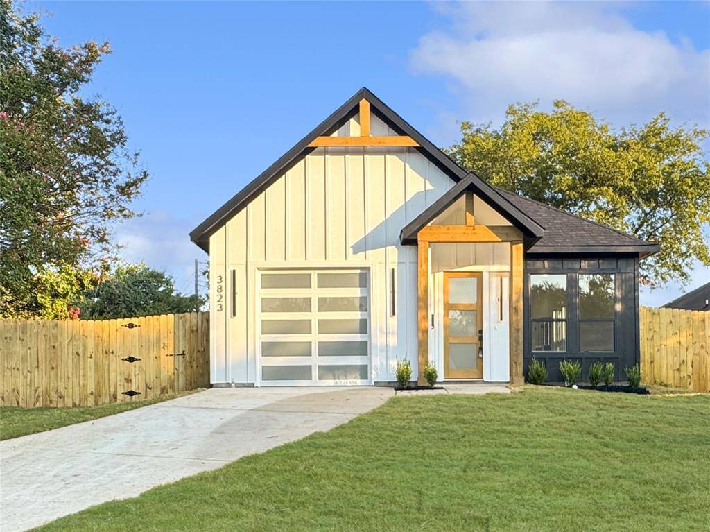 Dallas, TX 75216,1833 Atlas Drive