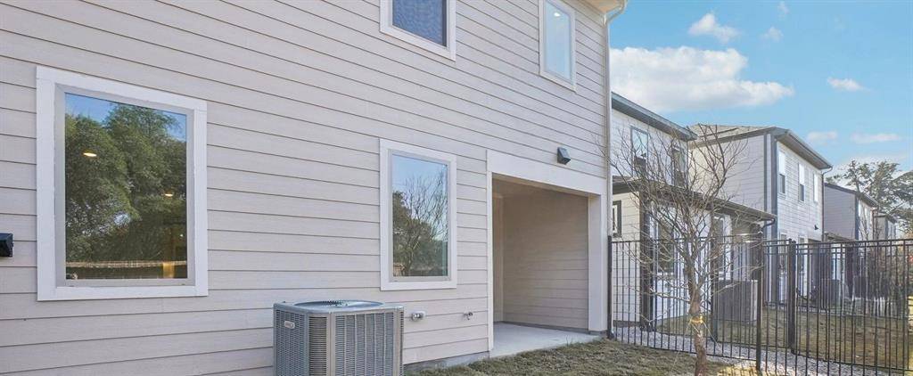 Dallas, TX 75228,2613 Lost Maples Lane