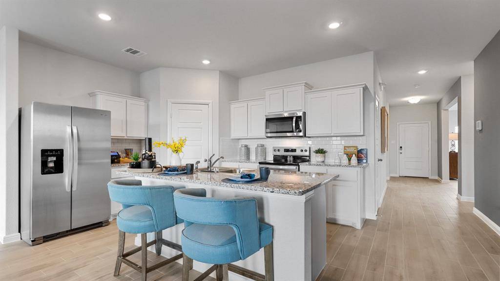 Fort Worth, TX 76036,4325 VALLEY BROOK Drive