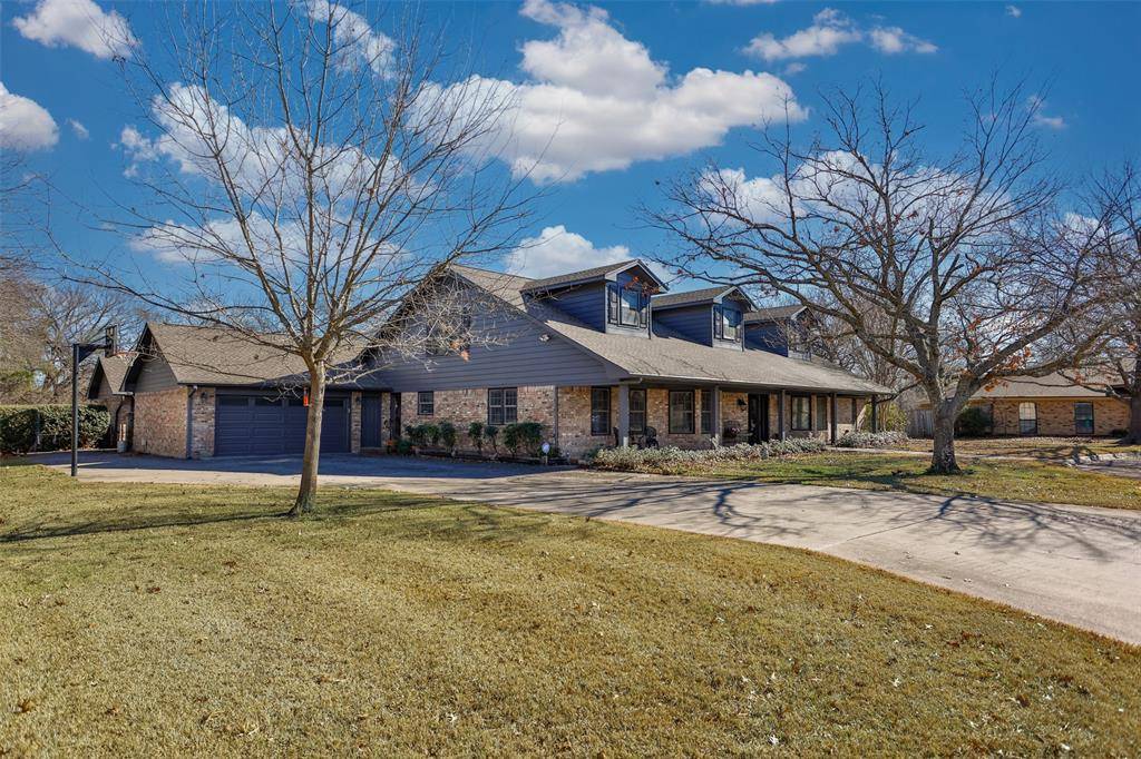 Gainesville, TX 76240,308 Wheeler Creek Court