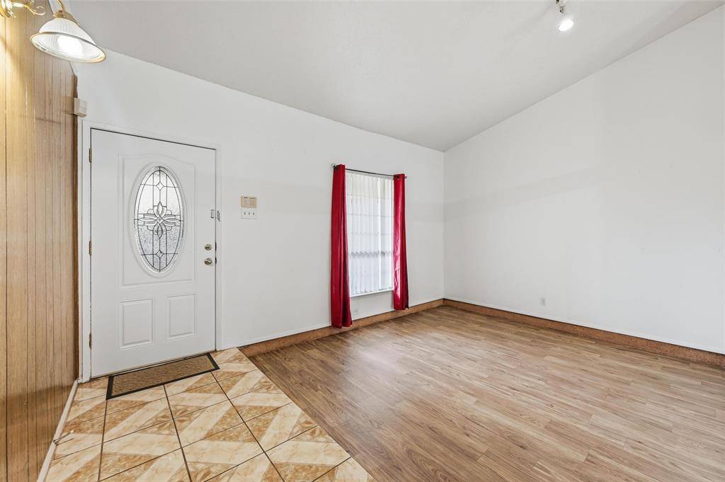 Grand Prairie, TX 75052,330 W Grenoble Drive