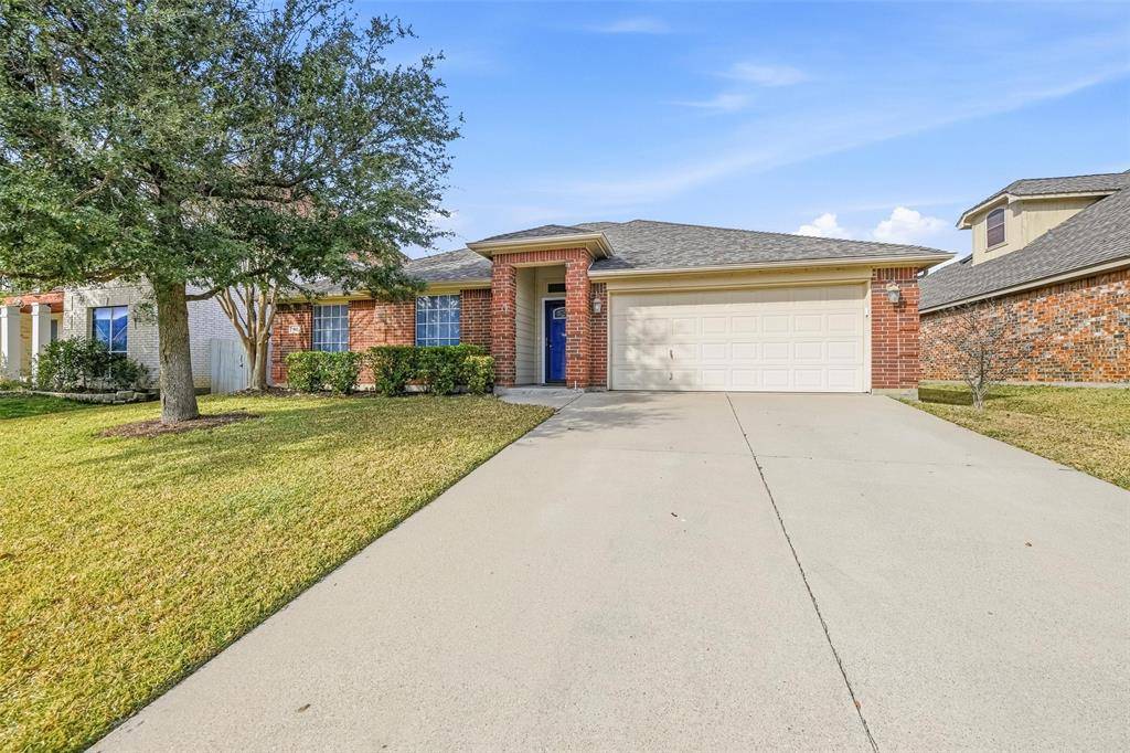 Burleson, TX 76028,835 Evergreen Lane