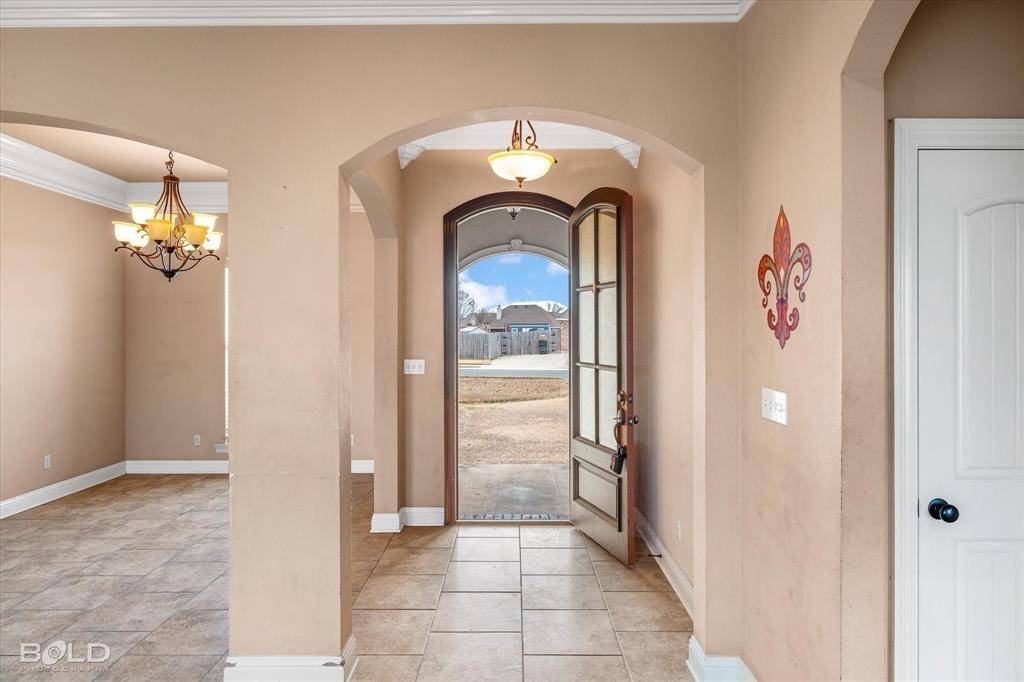 Bossier City, LA 71111,519 Brompton Lane