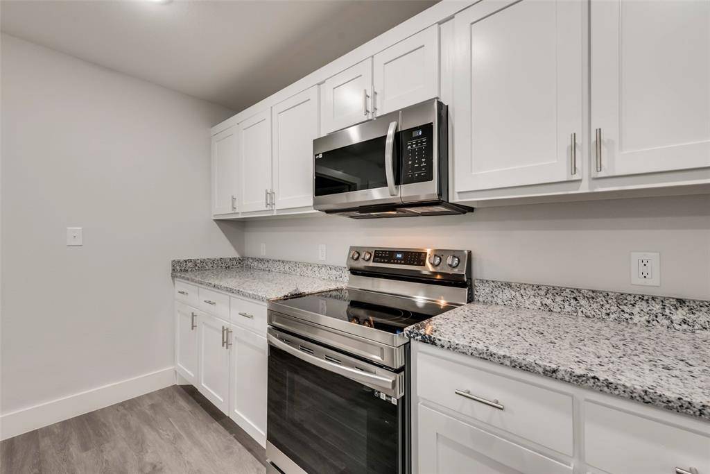 Bonham, TX 75418,420 E 5th Street