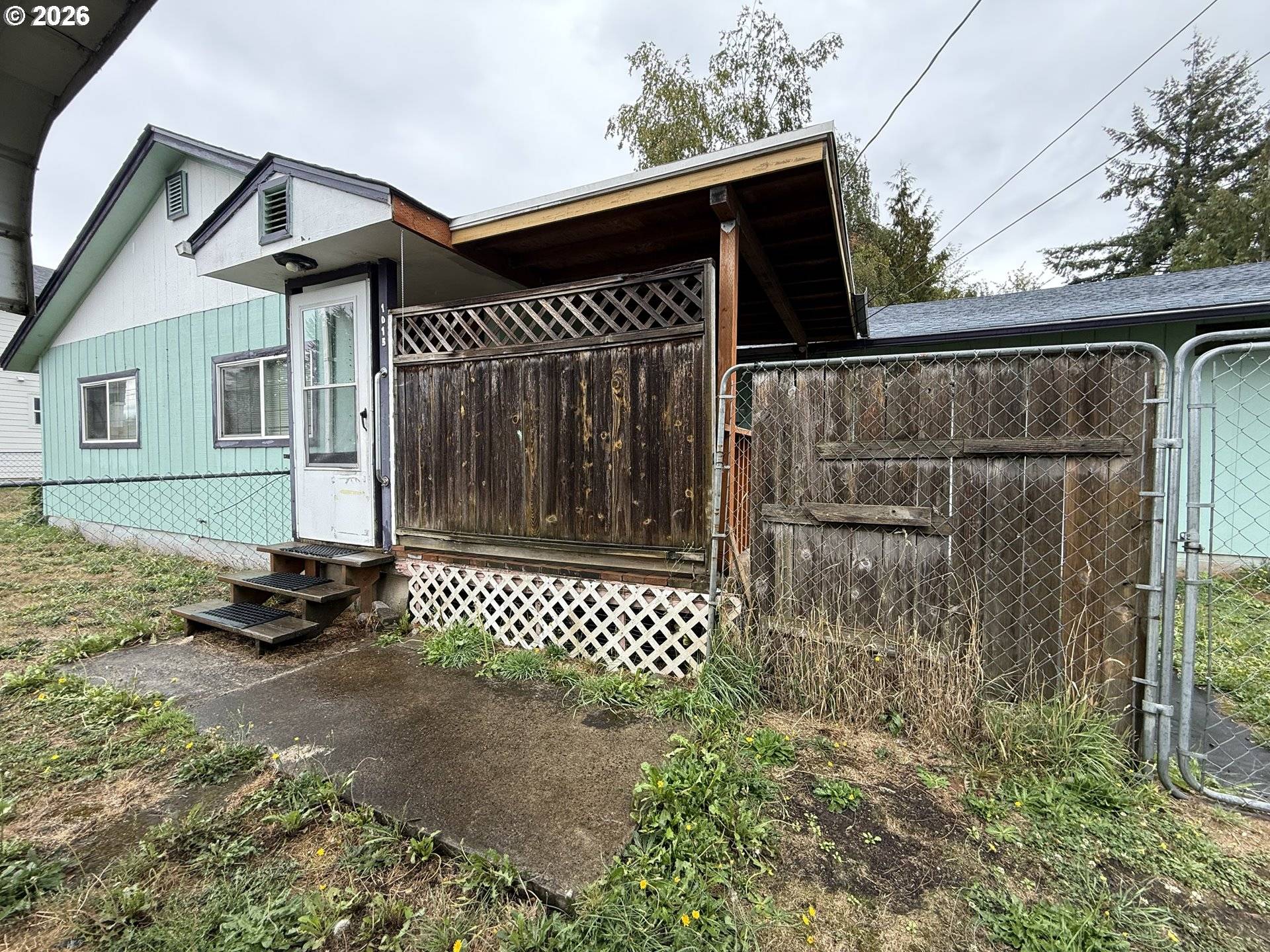 Kelso, WA 98626,1015 WILLOW ST