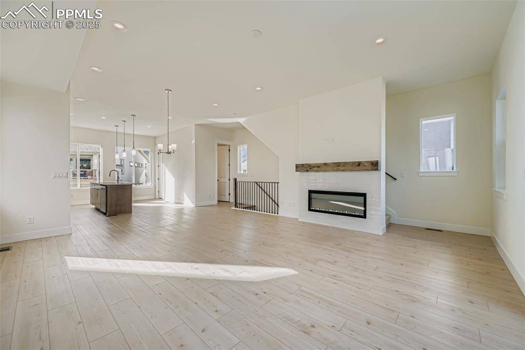 Colorado Springs, CO 80905,1727 Keystone Crest LN