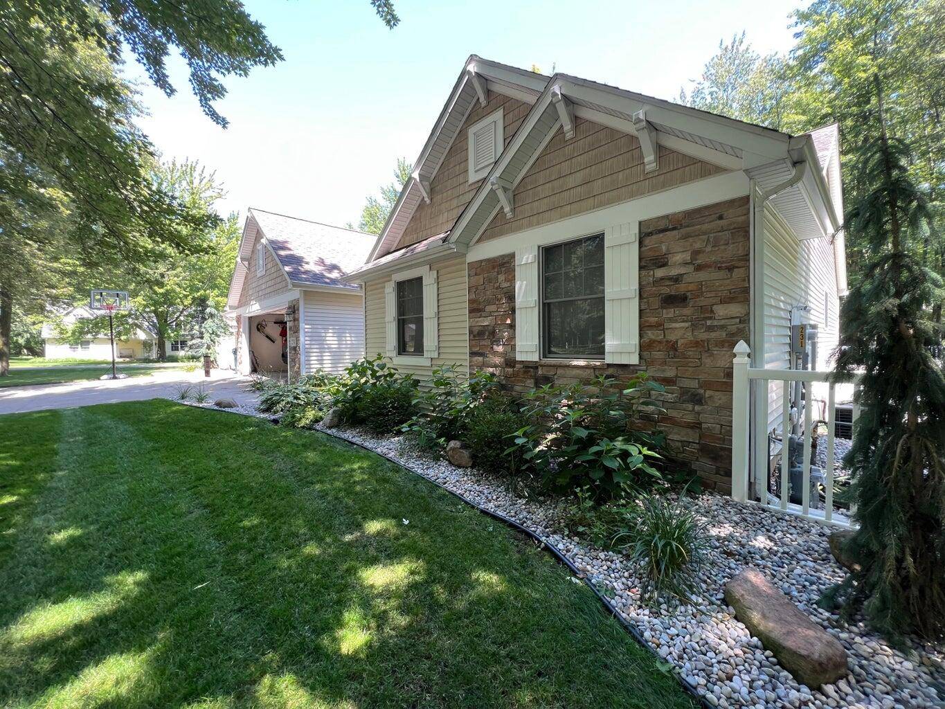 Coldwater, MI 49036,231 Aaron DR