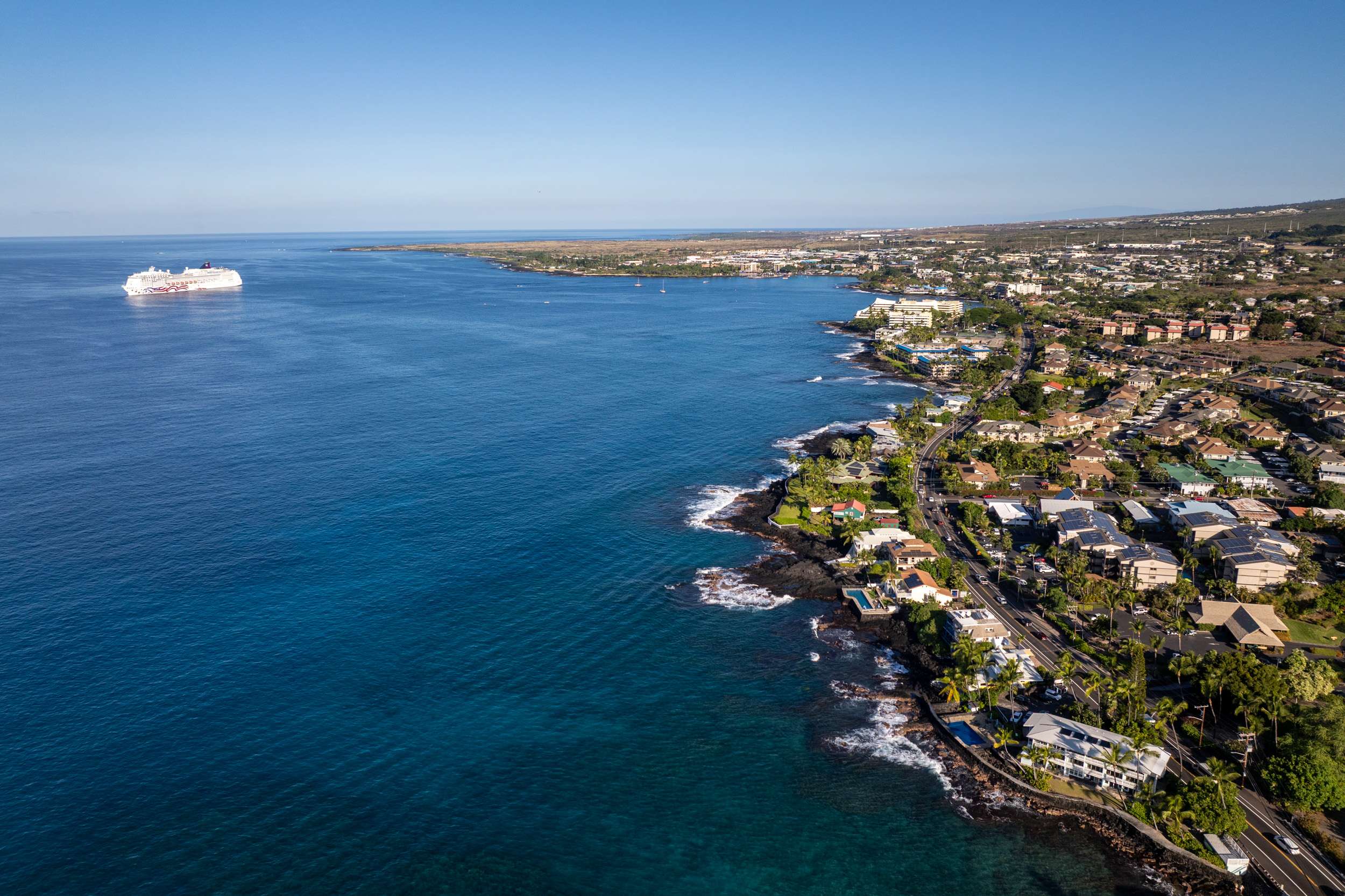 Kailua-kona, HI 96740,75-5952 ALII DR