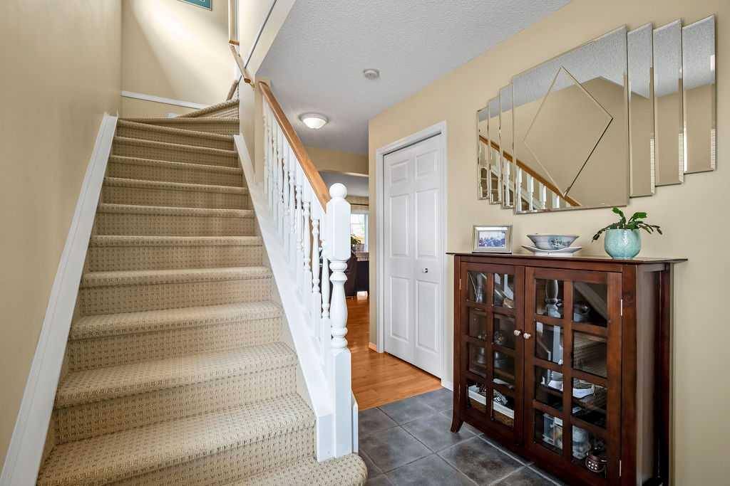 Calgary, AB T2Y 4E1,85 Bridleridge RD SW