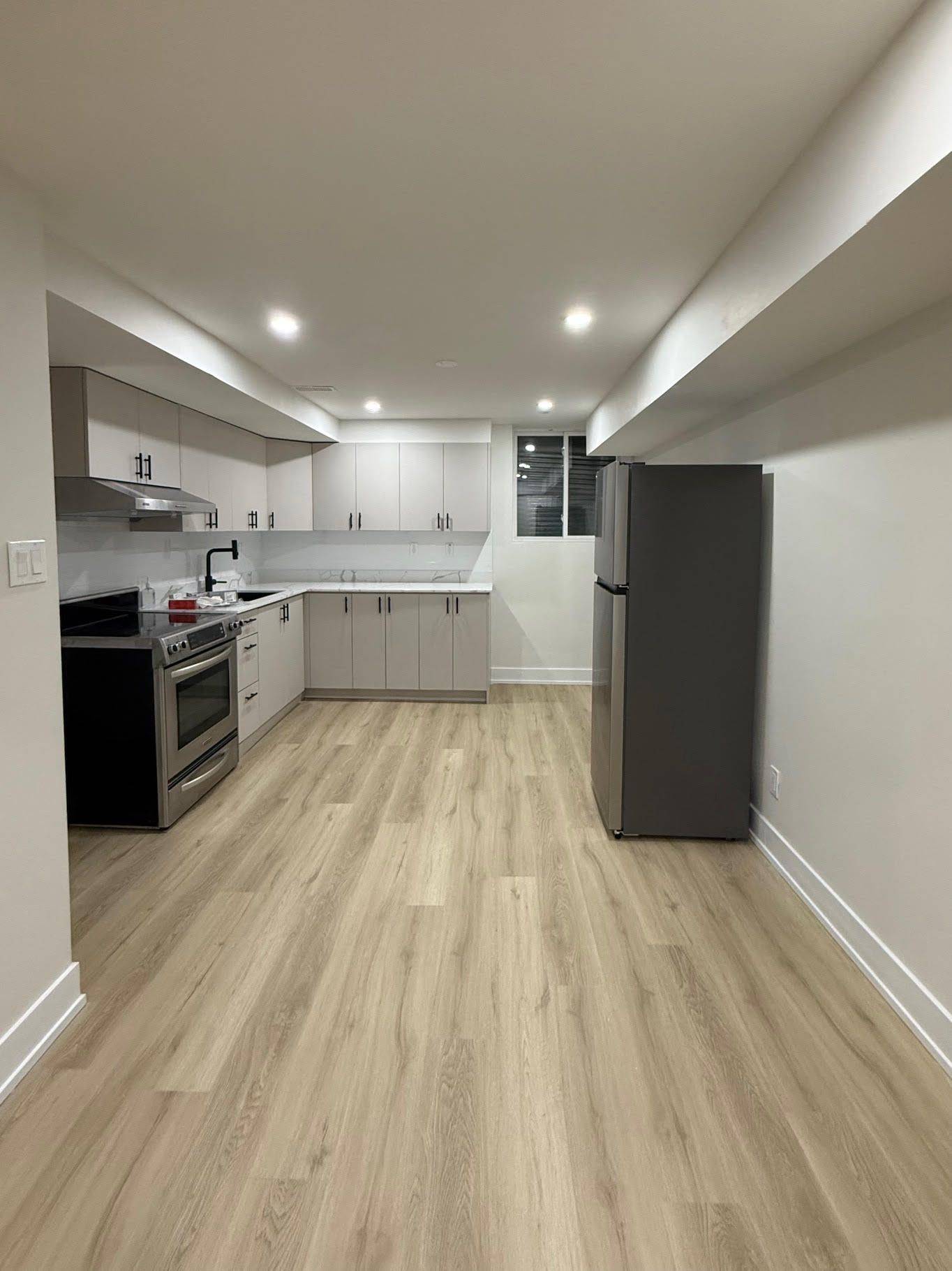 Oshawa, ON L1H 7K4,304 Windfields Farm DR #Bsmt