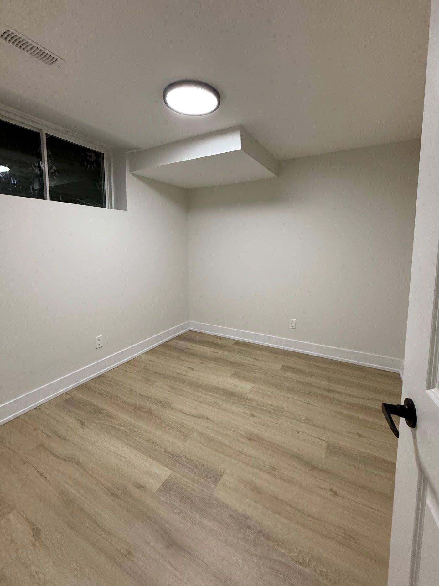 Oshawa, ON L1H 7K4,304 Windfields Farm DR #Bsmt