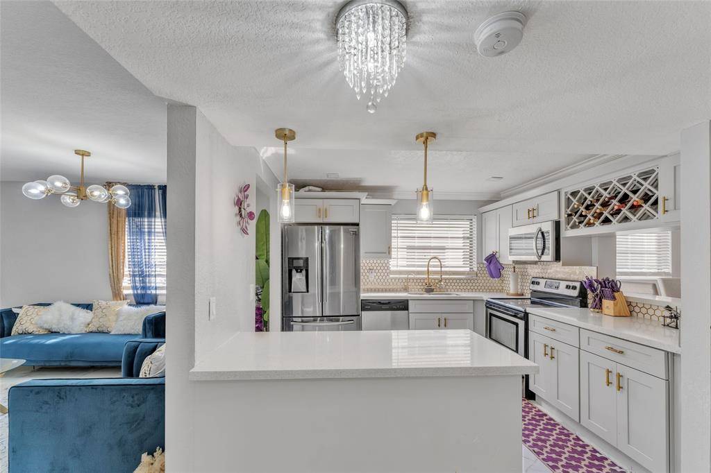 Tamarac, FL 33321,7653 NW 79th Ave #208