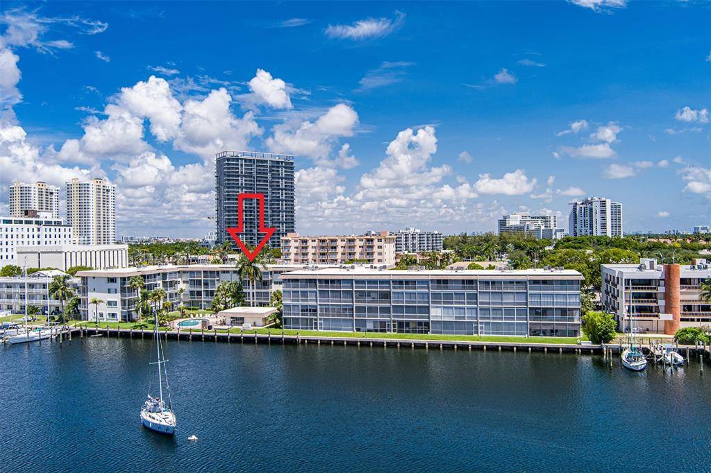 Hallandale Beach, FL 33009,2200 Diana Dr #312