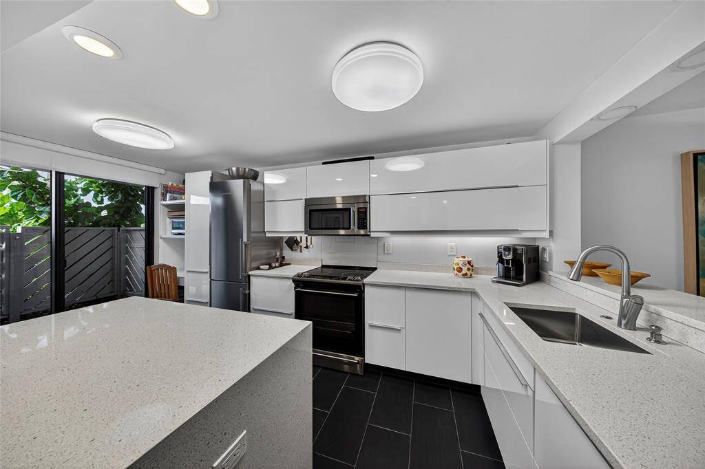 Pompano Beach, FL 33060,1100 SE 5th Ct #58