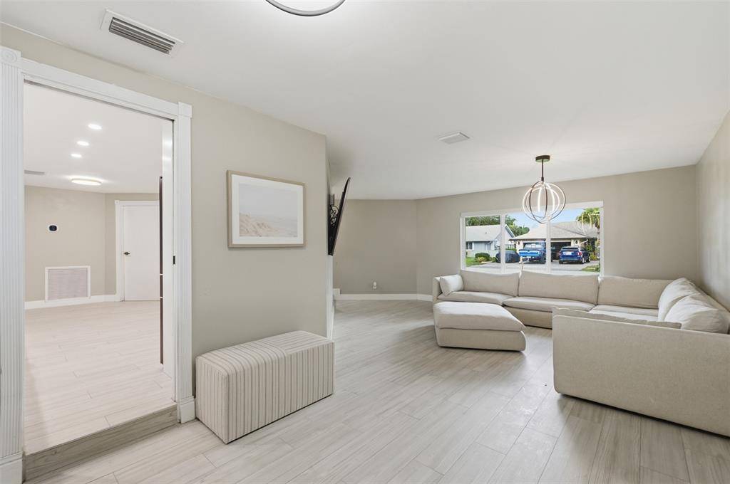 Davie, FL 33328,8340 SW 27th Place