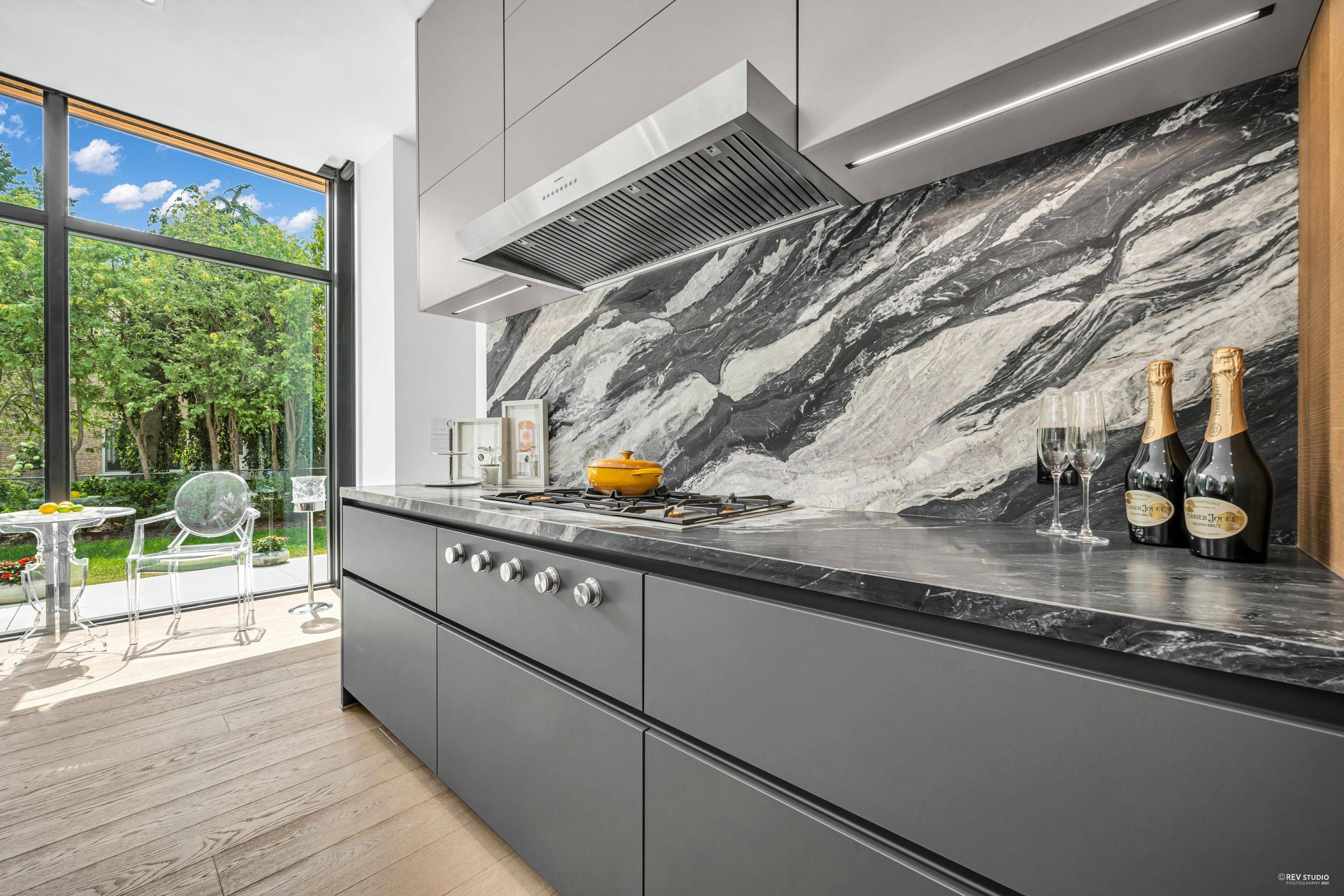 Markham, ON L3T 5E6,7 Whitelaw CT