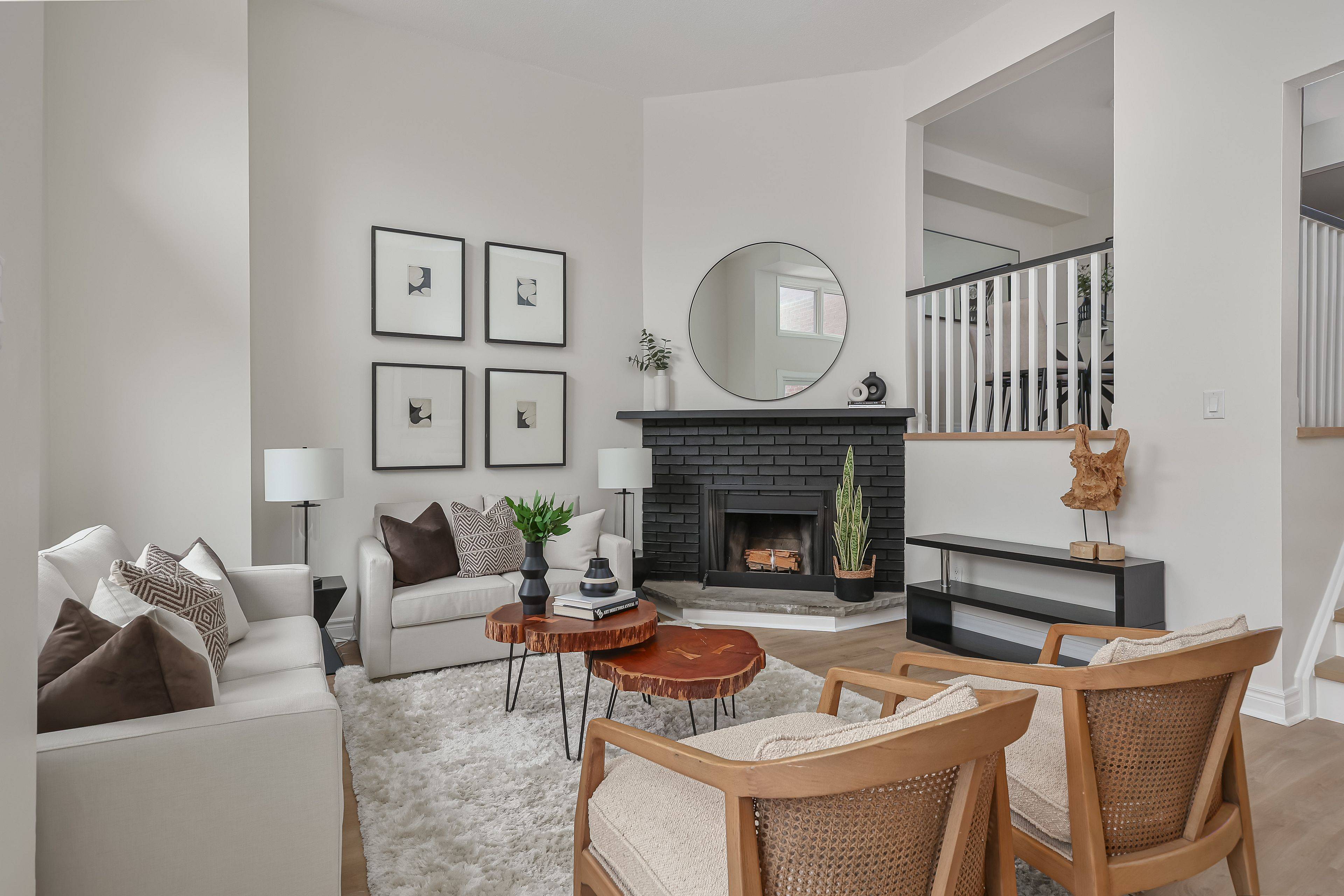 Mississauga, ON L4W 2M8,1755 Rathburn RD E #104