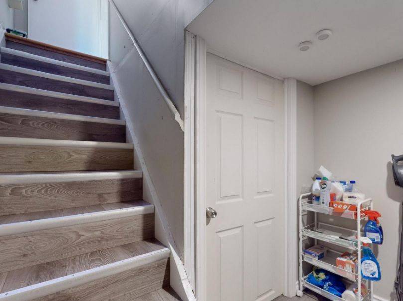 Mississauga, ON L5A 3M4,3175 Kirwin AVE #138