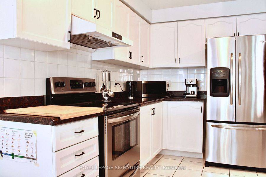 Mississauga, ON L5M 6G1,1591 South Parade CT #40